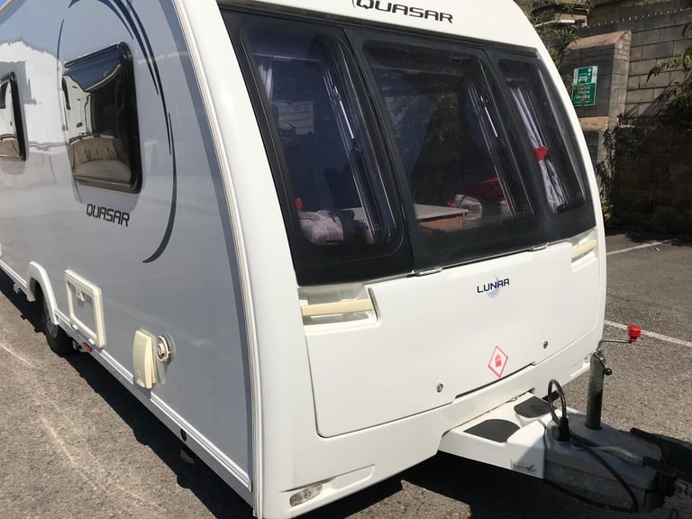 Quasar Lunar 524
