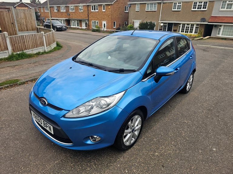 fiesta 1.4 zetec 2key SERV HIS NEW CLUTCH AN CAMBELT DRIVES PERFECT IMMACULATE 