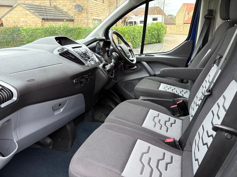2017 Ford Transit Custom 2.0 TDCi 130ps Low Roof Limited Van PANEL VAN Diesel Manual