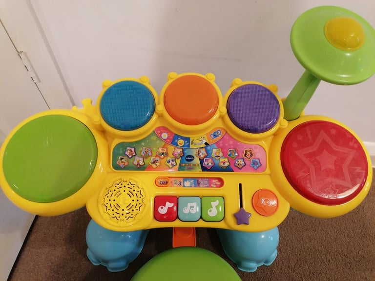Bundle of V-tech and Fisher price toys (4 pieces) used