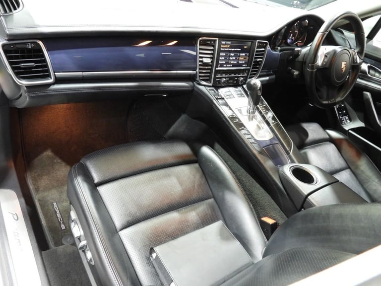 2013 63 PORSCHE PANAMERA 3.0D V6 HATCHBACK 5DR DIESEL TIPTRONICS EURO 5 (S/S) (2