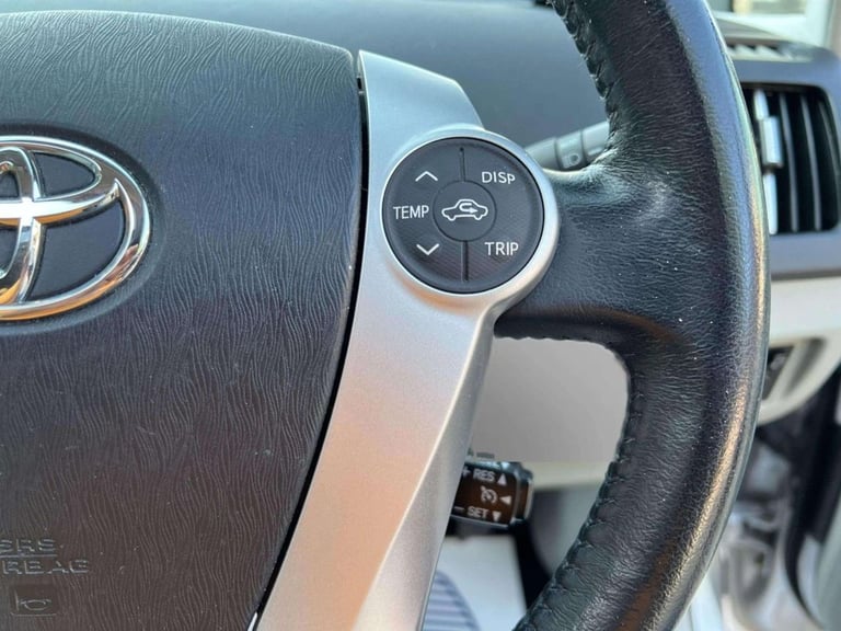 2013 Toyota Prius  1.8 VVT-h T Spirit CVT Euro 5 (s/s) 5dr Hatchback HYBRID ELECTRIC Automatic