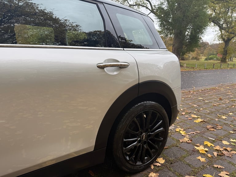 2017 MINI Clubman 1.5 Cooper 6dr Auto ESTATE Petrol Automatic