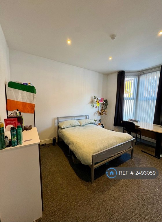 5 bedroom house in Patterdale Road, Liverpool, L15 (5 bed) (#2493059)