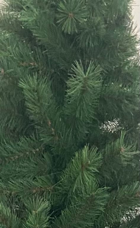 Everlands 7ft Christmas tree with stand £60 ono