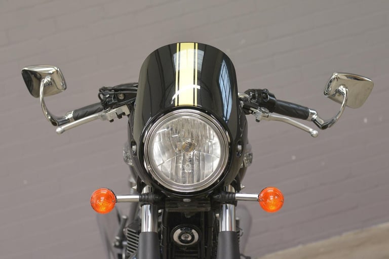 2014 Triumph Thruxton 900 865