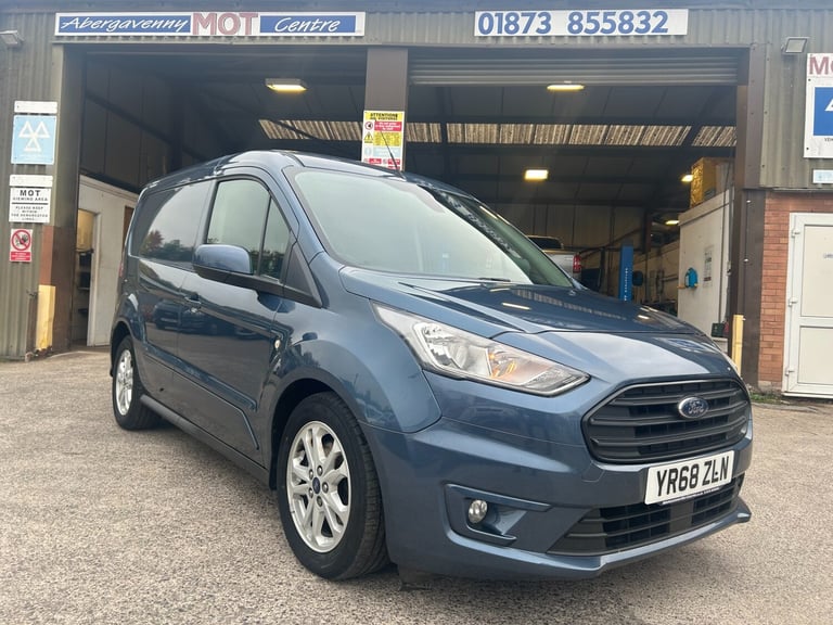 2018 68 Ford Transit Connect Limited 1.5 EcoBlue 120ps L1 SWB Blue 99,500 miles
