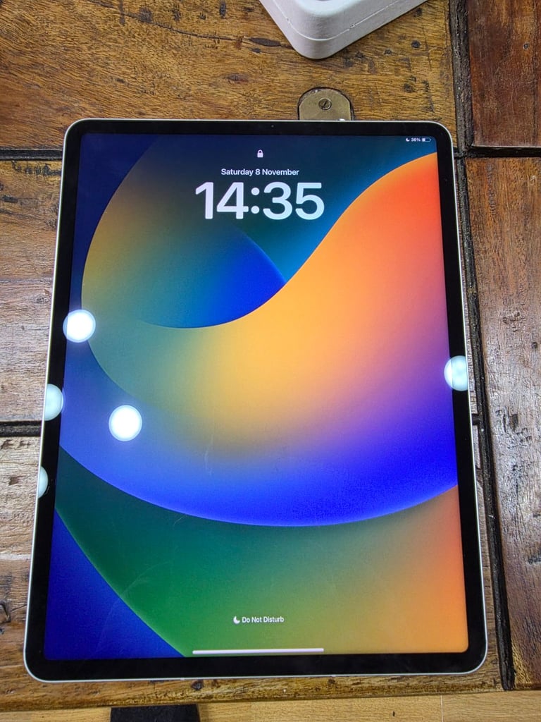 Apple Ipad Pro 12.9 5th generation 256gb, 5g cellular and wifi