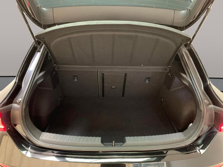 2024 Cupra Leon 1.4 eHybrid 12.8kWh VZ2 Design Edition Hatchback 5dr Petrol Plug-in Hybrid  Hatch...