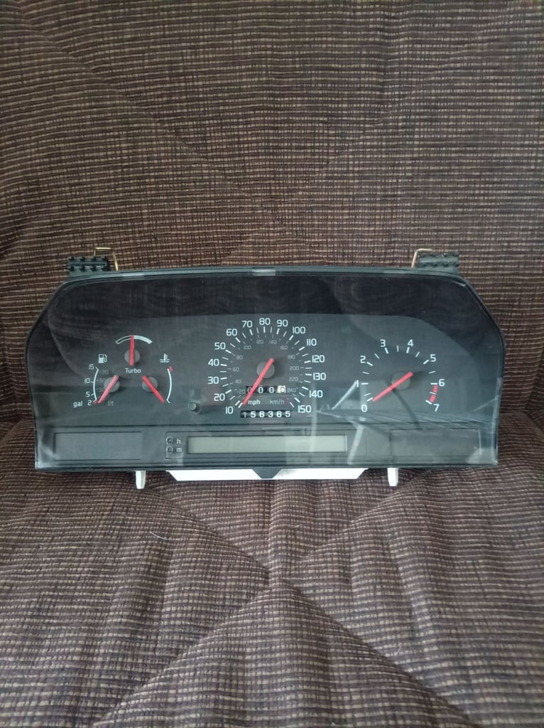 image for Volvo 850 T5 instrument cluster
