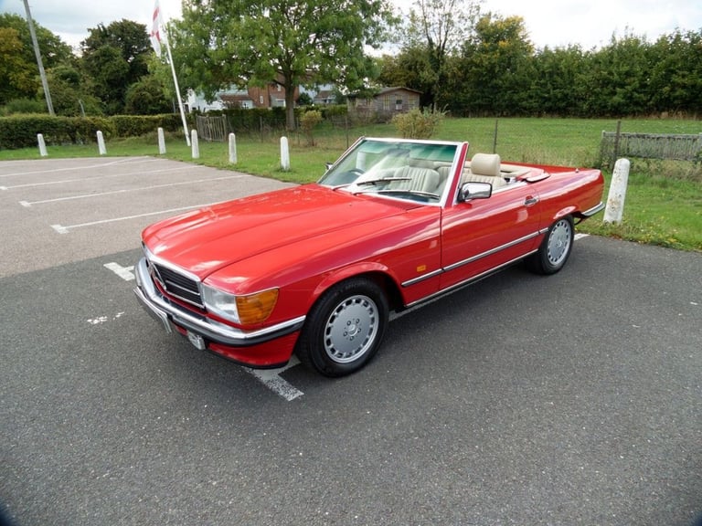 1988 Mercedes-Benz SL 3l 2d  AUTO  188 BHP Convertible Petrol Automatic