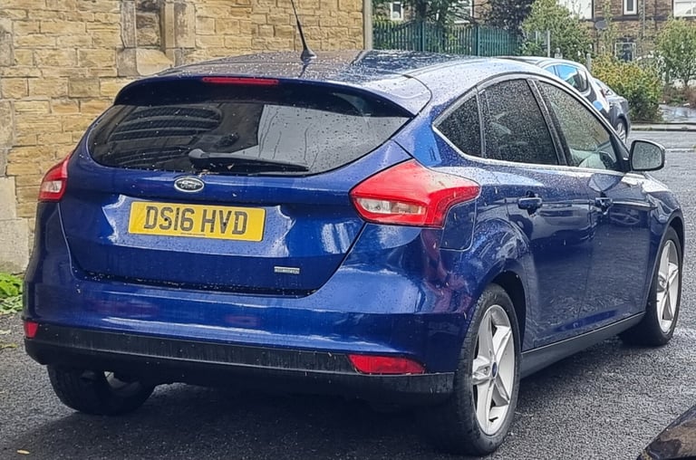 2016 Ford Focus 1.0 EcoBoost 125 ZETEC + 1 OWNER + WETBELT DONE IN JUNE 2023 HATCHBACK Petrol Manual