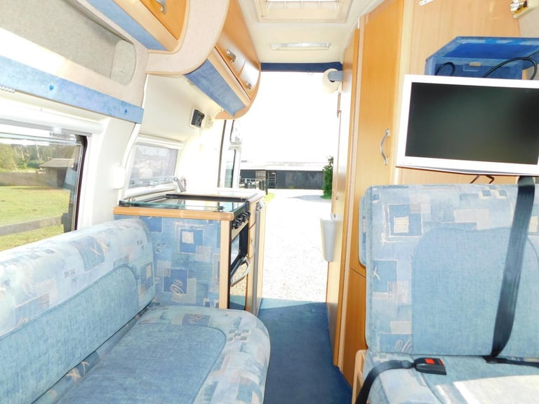 Auto-Sleeper Duetto Luxury 2 Berth Campervan in Silver with Air Con for sale