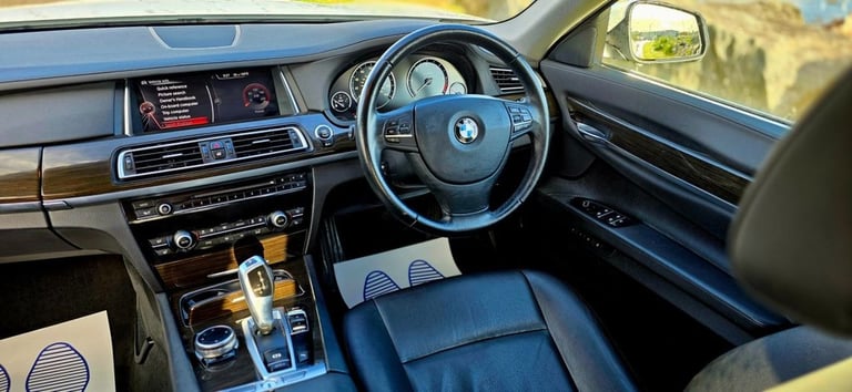 2014 14 BMW 7 SERIES 3.0 730D SE SALOON 4DR DIESEL AUTO EURO 5 (S/S) (258 PS) DI
