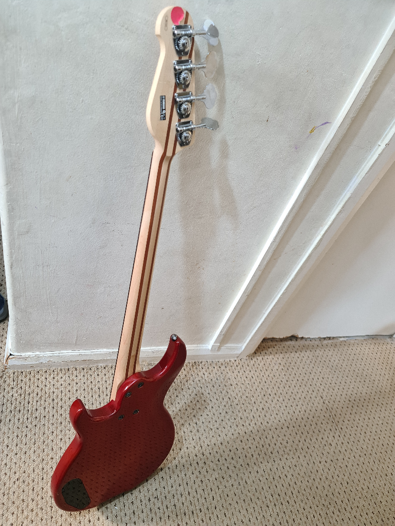 Yamaha BB1024 Professional Bass Guitar 