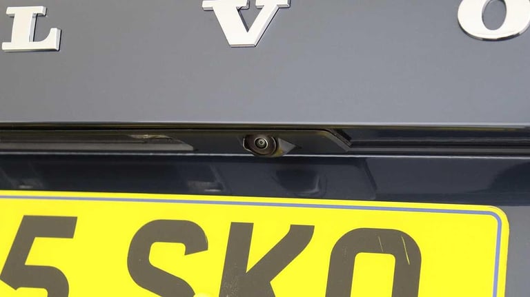 2025 Volvo XC90 T8 AWD PHEV Ultra Dark (Blond, Sunroof, Bowers &amp; Wilkins, 360 Camera) ESTATE ...