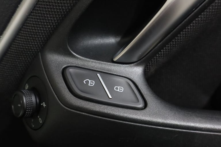 2016 Volkswagen Polo 1.8 TSI BlueMotion Tech GTI Hatchback 3dr Petrol Manual Euro 6 (s/s) (192 p ...