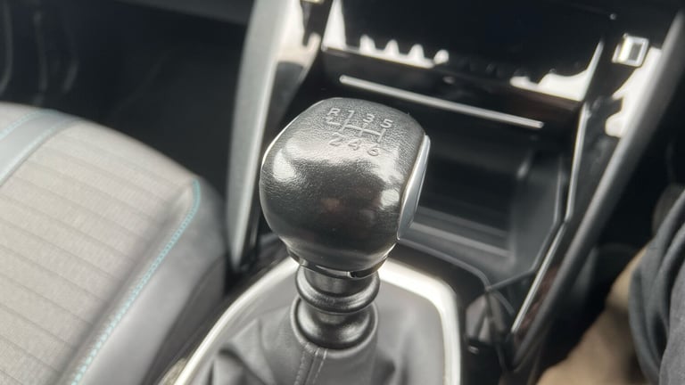 2021 Peugeot 208 1.2 PureTech 100 Allure 5dr Petrol Hatchback Hatchback Petrol Manual