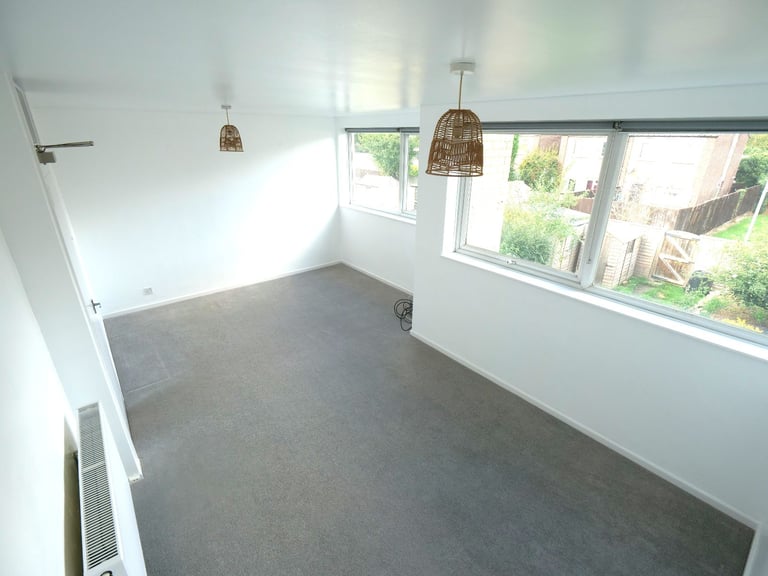 4 bedroom townhouse with garage in Bar Hill near Cambridge  