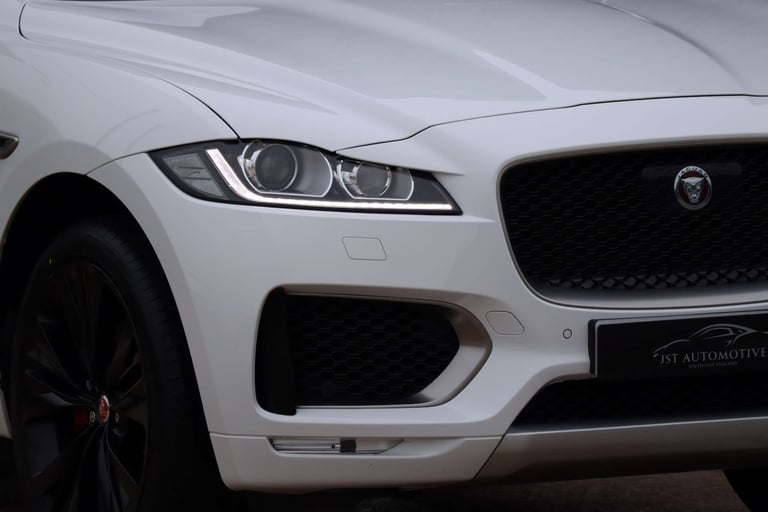 2017 Jaguar F-Pace 3.0d V6 S 5dr Auto AWD ESTATE DIESEL Automatic