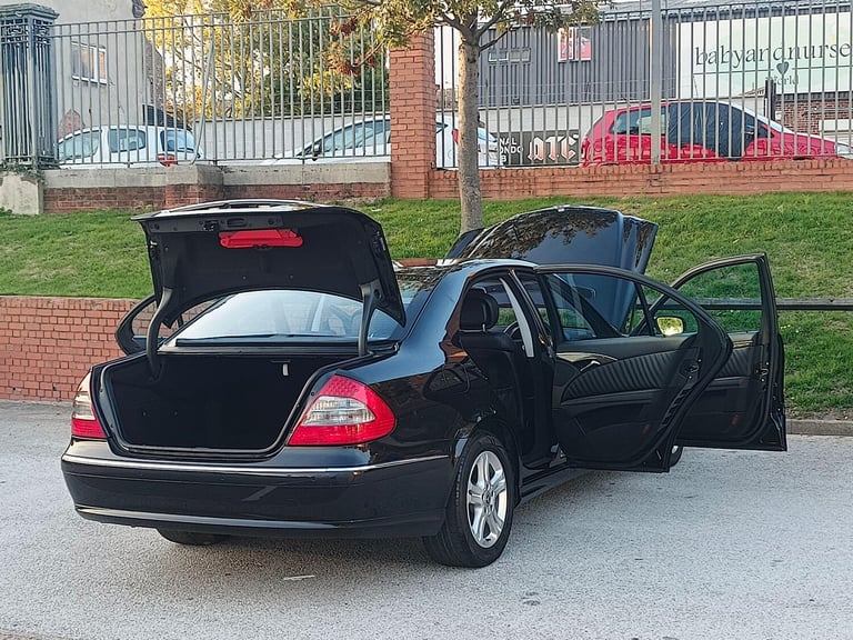 2008 Mercedes-Benz E-Class E220 CDI Avantgarde 4dr Tip Auto SALOON DIESEL Automatic
