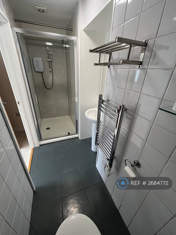 1 bedroom house in Lobster Pot Cottage, Newquay, TR7 (1 bed) (#2684772)