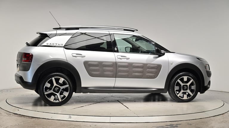  Citroen C4 Cactus 1.6 BlueHDi Flair Euro 6 5dr Diesel Manual