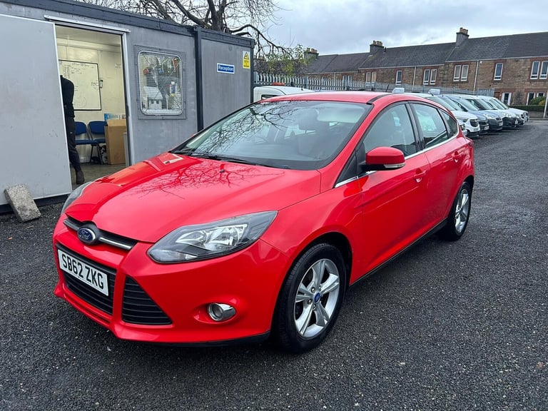 2012 Ford Focus 1.6 Zetec 5dr HATCHBACK Petrol Manual