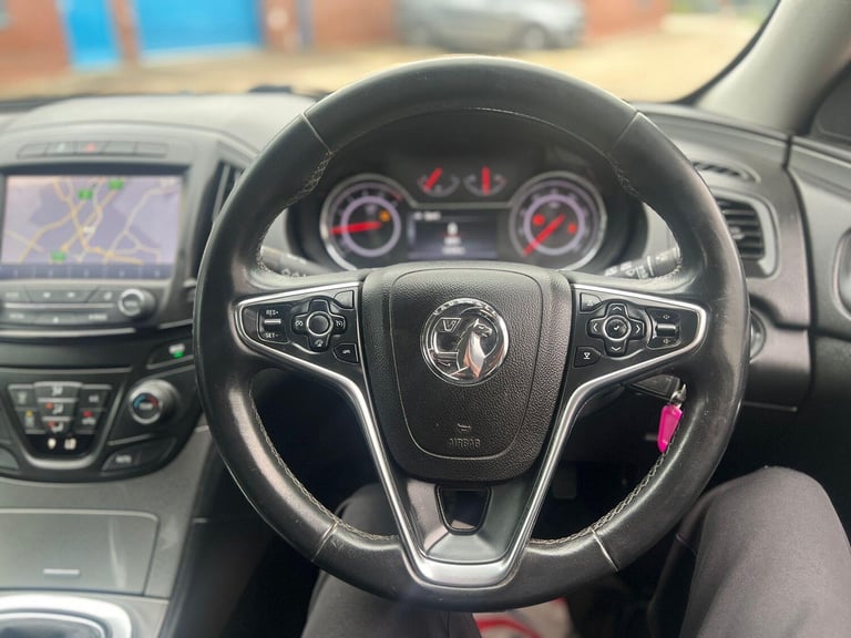 2015 Vauxhall Insignia 2.0 CDTi ecoFLEX Design Nav 5dr [Start Stop] HATCHBACK DIESEL Manual