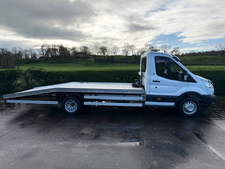 2014 ford transit recovery truck