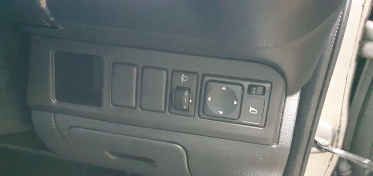 2007 Nissan Note 1.6 16v SE 5dr MPV Petrol Automatic