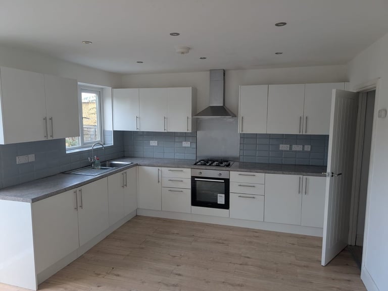 5 bed house to rent wd17 