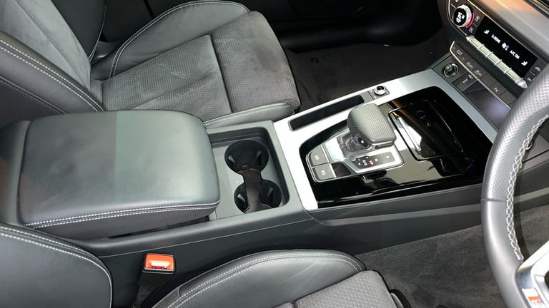 2022 Audi Q5 2.0 TDI 40 S line SUV 5dr Diesel S Tronic quattro Euro 6 (s/s) (204 ps) SUV Diesel A...