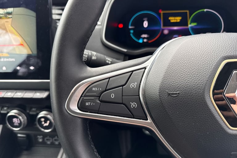 2022 Renault Zoe R135 EV50 52kWh Iconic Auto 5dr (Boost Charge) Hatchback ELECTRIC Automatic