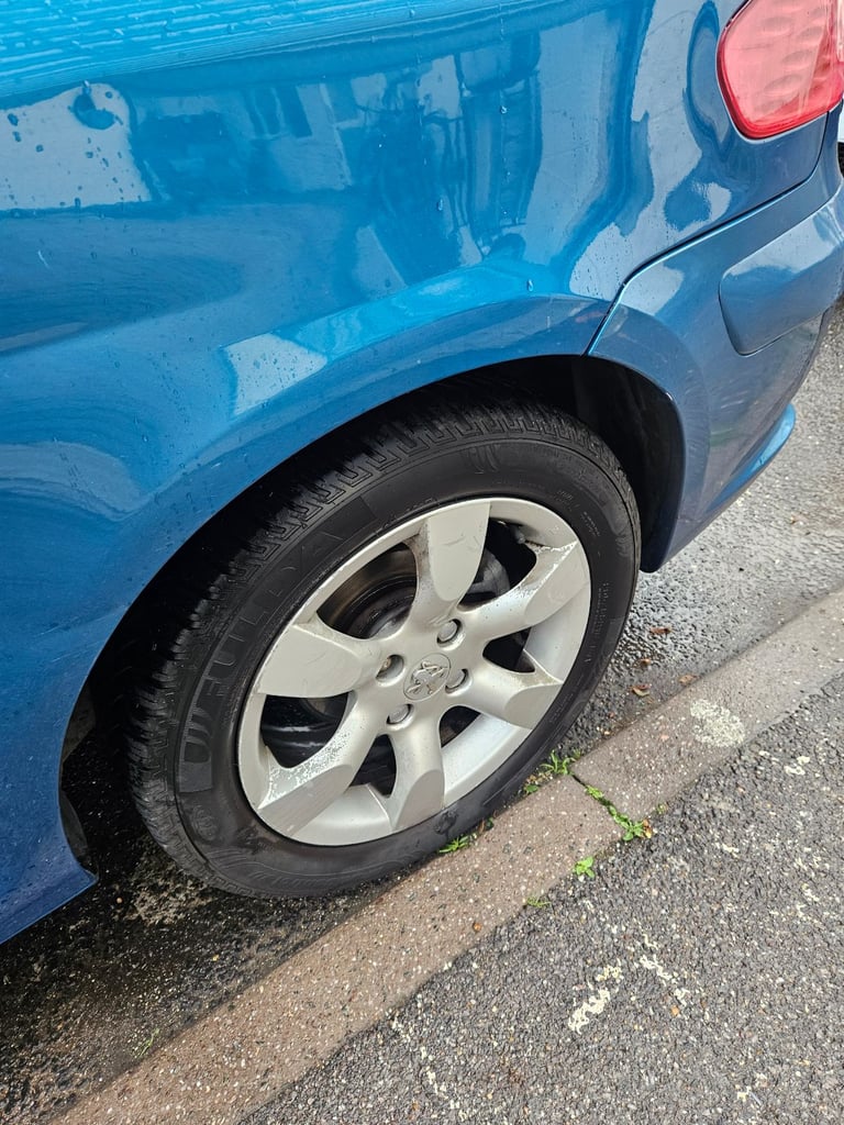 Peugeot, 307, Convertible, 2006, Manual, 1587 (cc), 2 doors