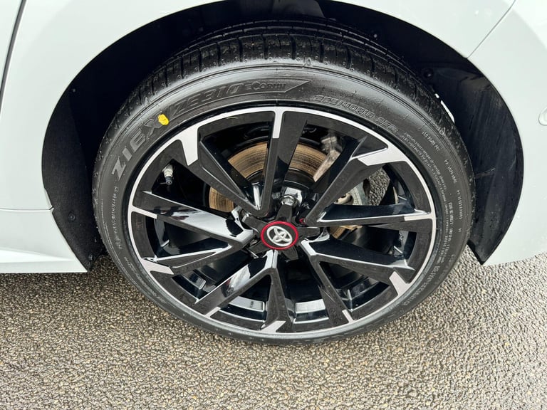 2022 Toyota Corolla 1.8 VVT-h GPF GR SPORT Hatchback 5dr Petrol Hybrid CVT Euro 6 (s/s) (122 ps H...