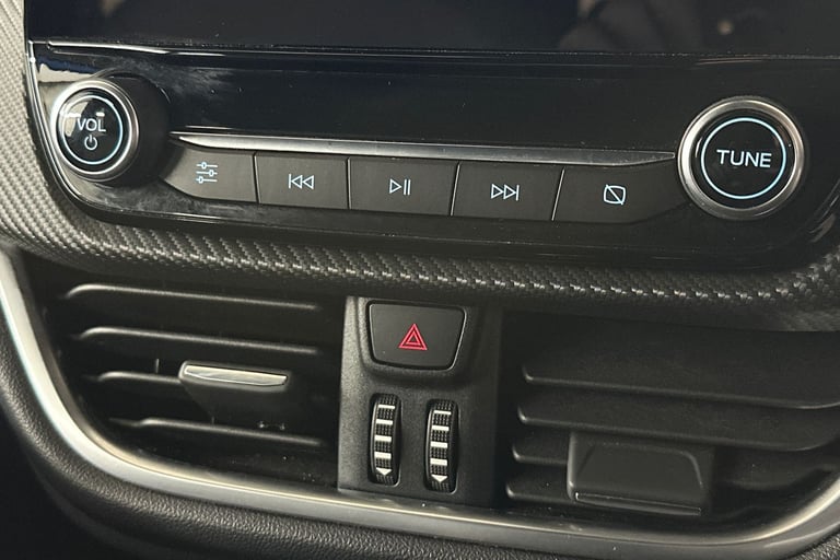 2023 Ford Puma 283986 Hatchback Petrol Manual