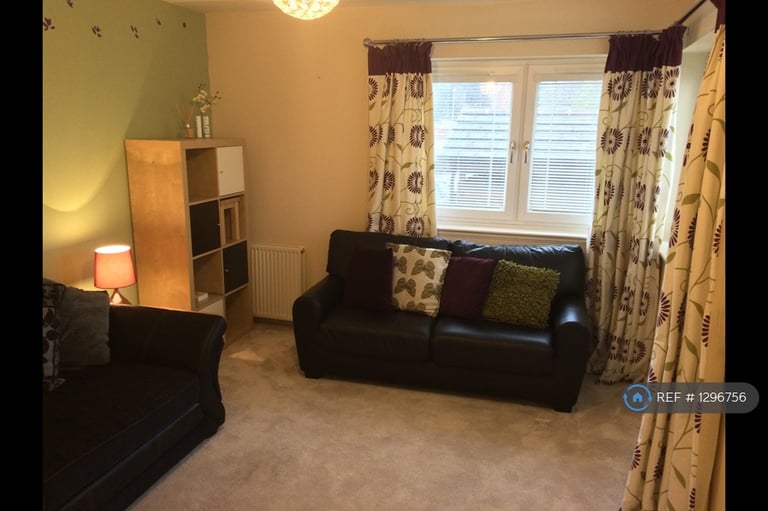 2 bedroom flat in Shaw Crescent, Aberdeen, AB25 (2 bed) (#1296756)