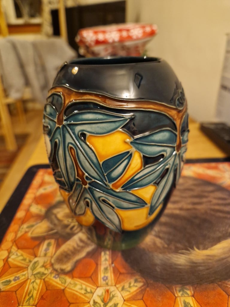 Moorcroft Pottery Vase Good Condition  