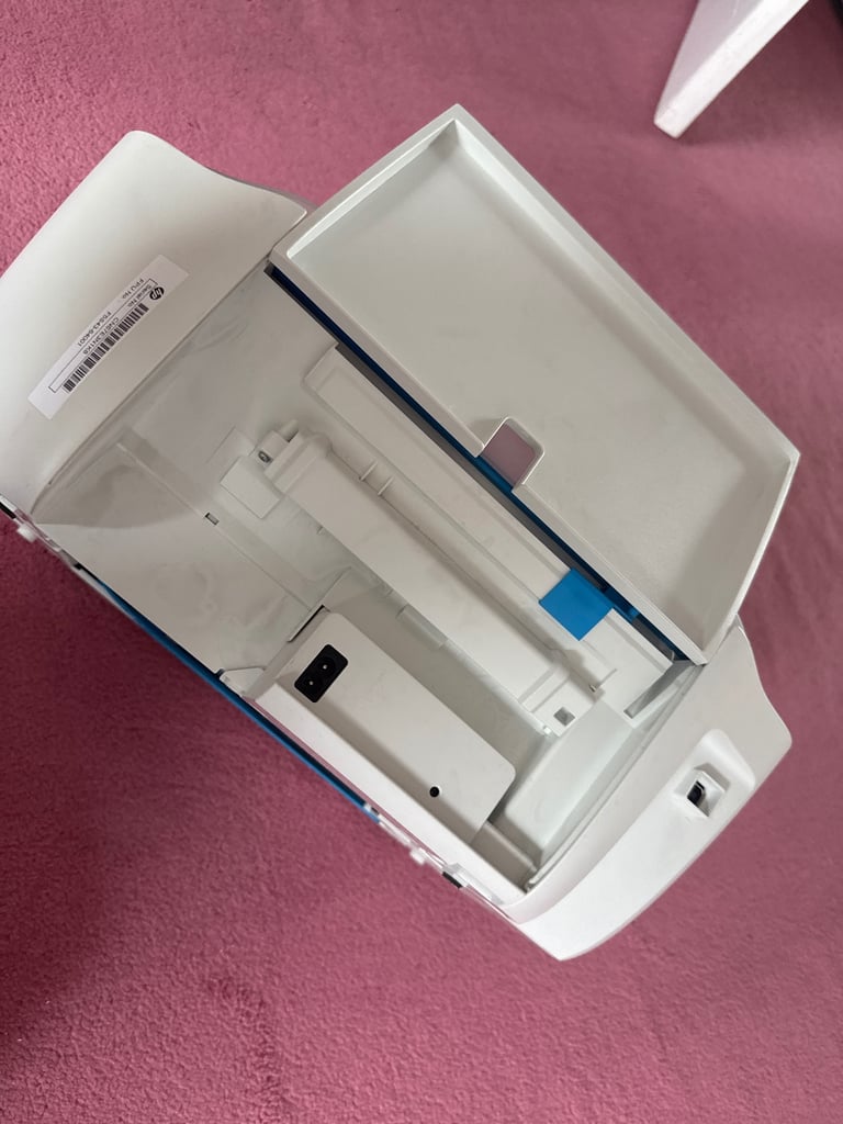 HP wireless printer scanner - cables included