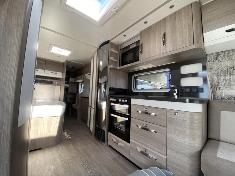 2023 HOBBY PRESTIGE 650 KFU 6 Berth Fixed bed and bunks UK authorised dealer