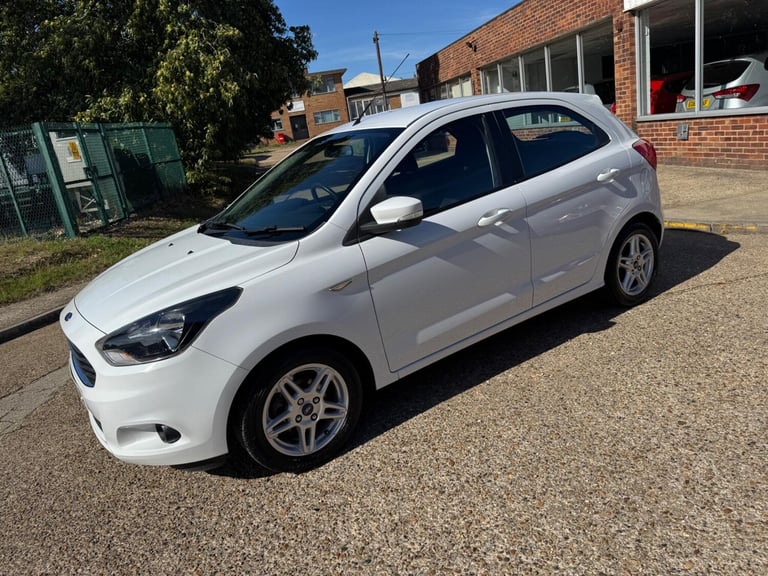 2017 Ford Ka+ 1.2 Ti-VCT Zetec Euro 6 5dr HATCHBACK Petrol Manual