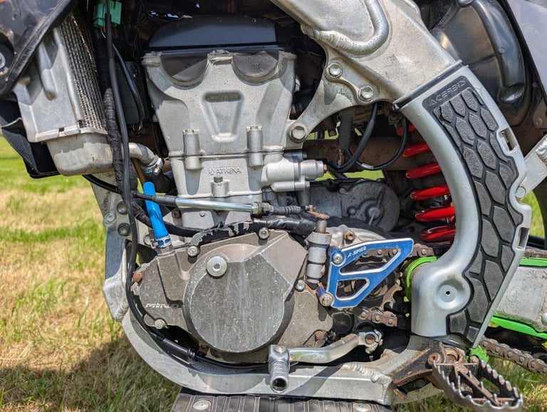 KAWASAKI KX450F
