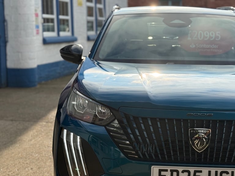 2025 Peugeot 2008 1.2 PureTech Allure 5dr ONLY 710 MILES, MAY 2028 WARRANTY,  HATCHBACK Petrol Ma...