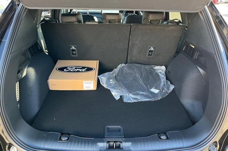 2024 Ford Kuga 2.5 PHEV ST-Line 5dr SYNC4 NAVIGATION, FRONT &amp; REAR PARKING SENSORS, 360 DE Es...