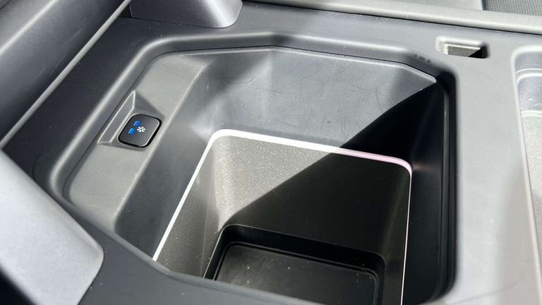 2023 Land Rover Defender 5.0 P525 V8 Carpathian Edition 90 3dr Auto ESTATE PETROL Automatic