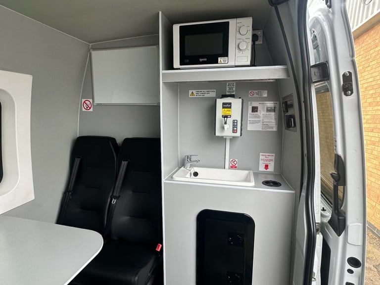 2023 Mercedes-Benz Sprinter 2.0 315 CDI Progressive Panel Van 5dr Diesel Manual LWB RWD L3 H2 Eur...