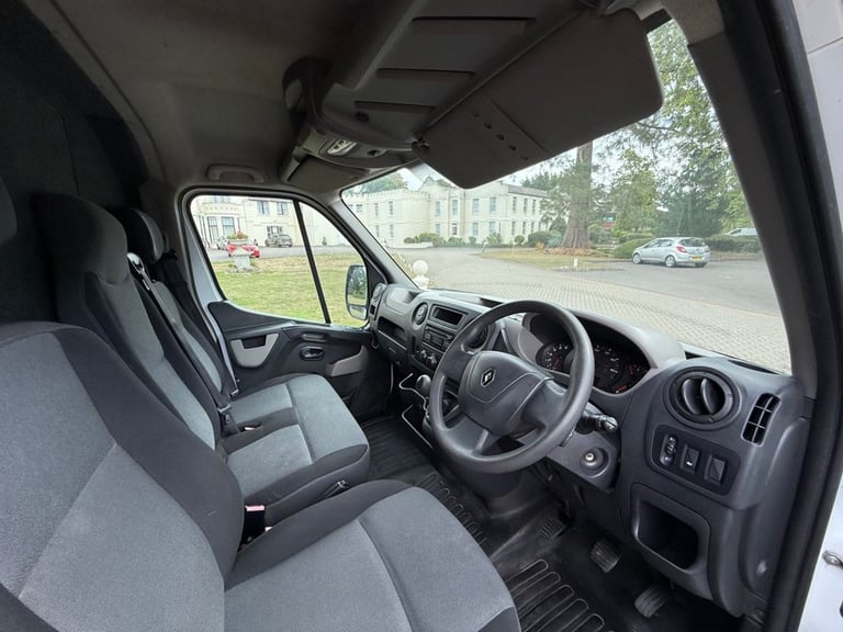 2015 Renault Master 2.3 dCi 35 CAMPERVAN Business Panel Van 5dr Diesel Manual FWD LWB Medium Ro M...