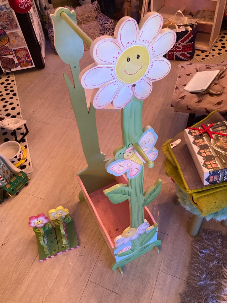 image for Teamson fantasy fields clothes rail