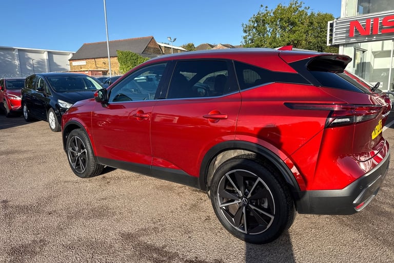 2022 Nissan Qashqai 1.3 DiG-T MH 158 Tekna 5dr Xtronic Hatchback Petrol Automatic